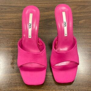 Methacrylate Pink satin Zara slipon heels